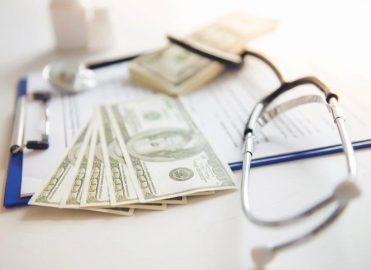 300K Clinicians Will See Downward Payment Adjustments in 2018